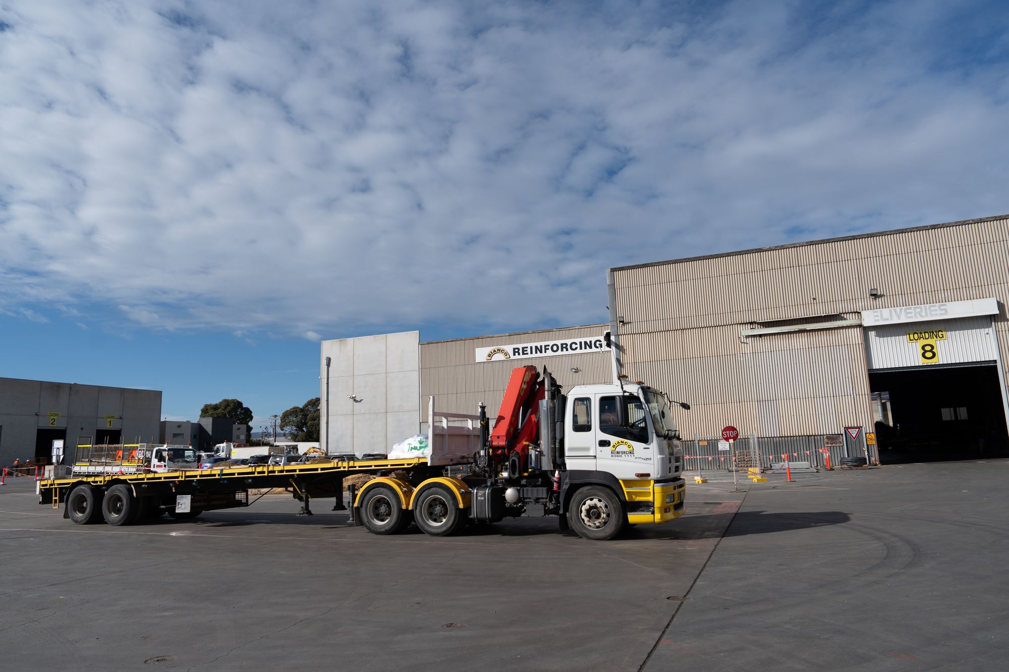 Bianco Reinforcing crane truck leaving the Gepps Cross yard